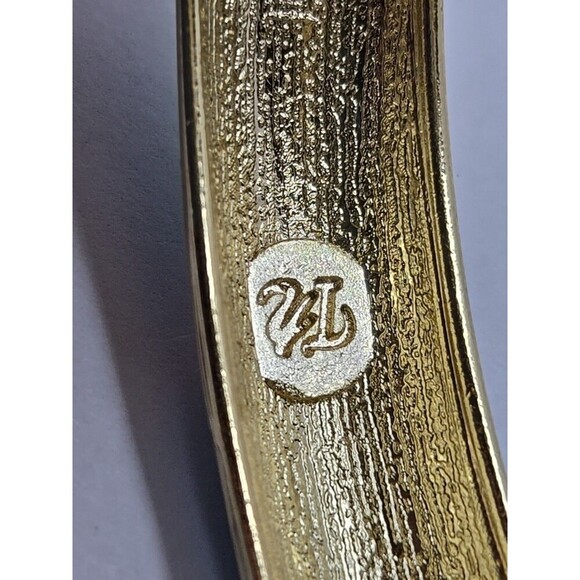 Floral Cloisonne Style Hinged Bangle Watch Green Enamel Gold Tone New Battery - Picture 12 of 12